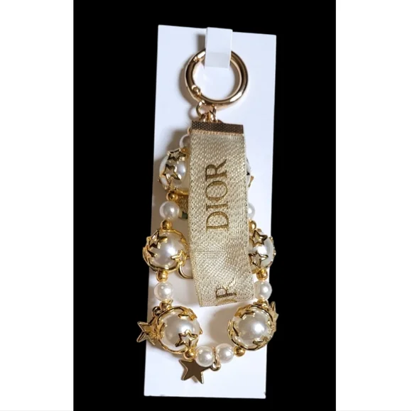 Dior VIP Gift Gold Holiday Pearl Ribbon Stars Key Chain Bag Charm ID Hol… - Picture 5 of 5